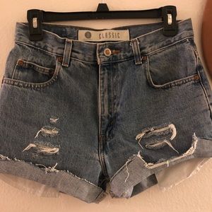 Big Ring Denim- Jean Shorts🌼